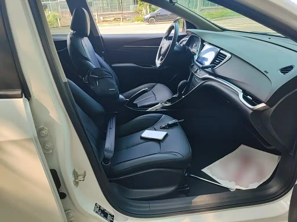 Buick Excelle — миниатюра 25