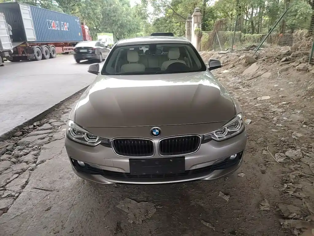 BMW 3 Series — миниатюра 3