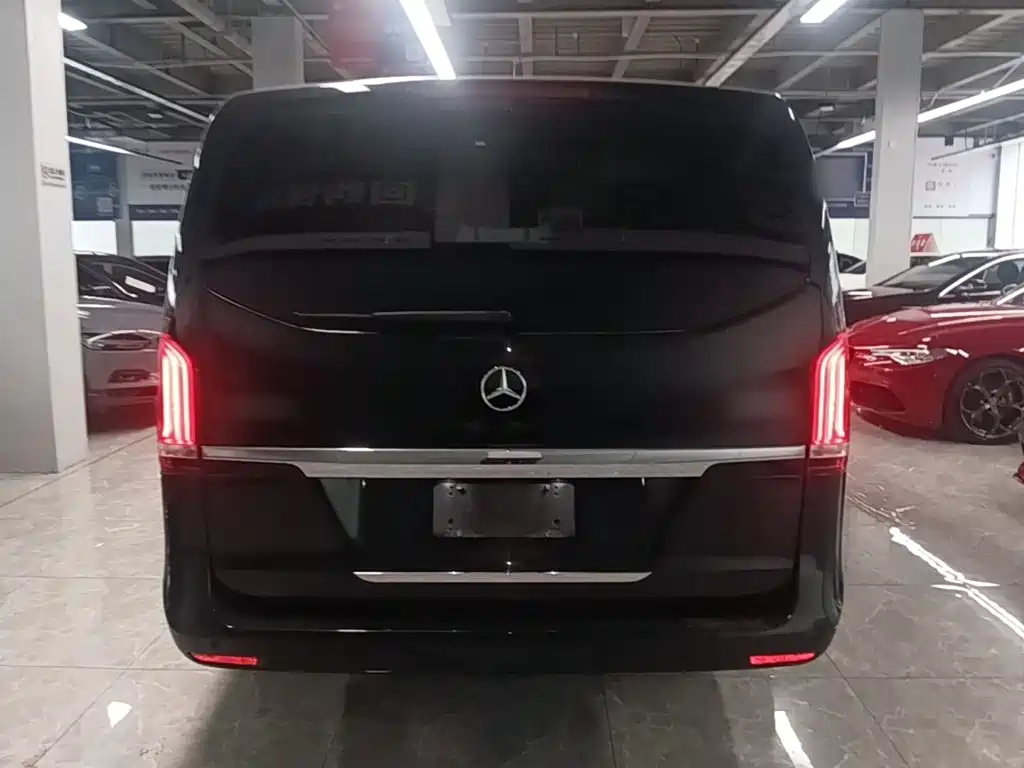 Mercedes-Benz V-Class — миниатюра 6