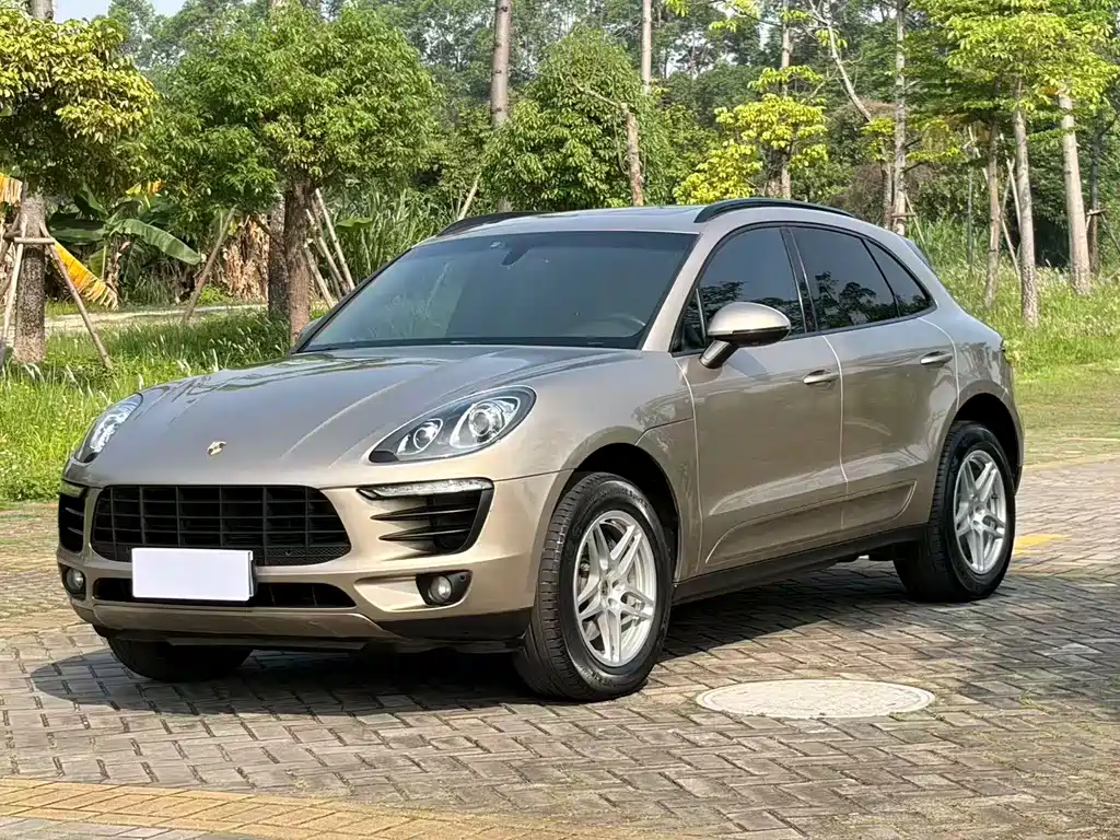 Porsche Macan 2015