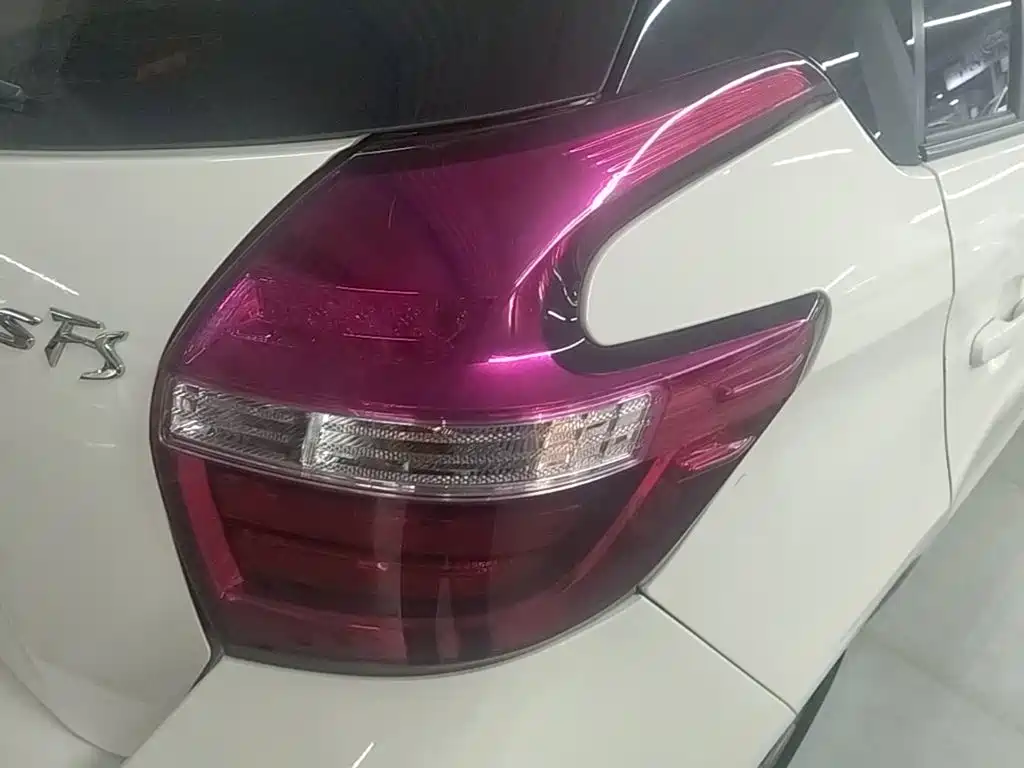 Toyota Vios FS — миниатюра 8