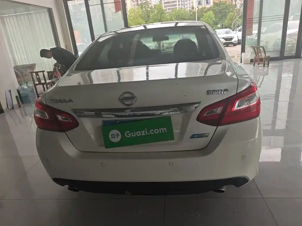 Nissan Teana — миниатюра 6