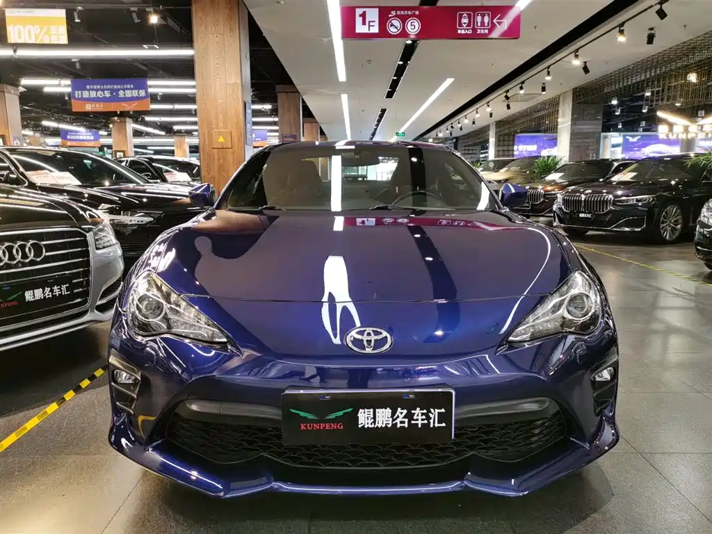 TOYOTA 86