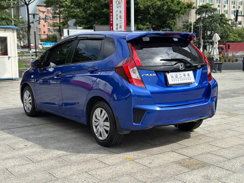 Honda Fit — миниатюра 12