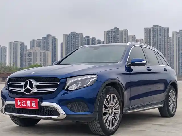 MERCEDES-BENZ GLC