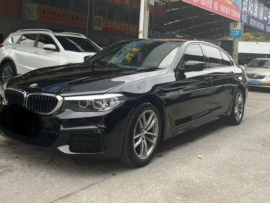 BMW 5 SERIES