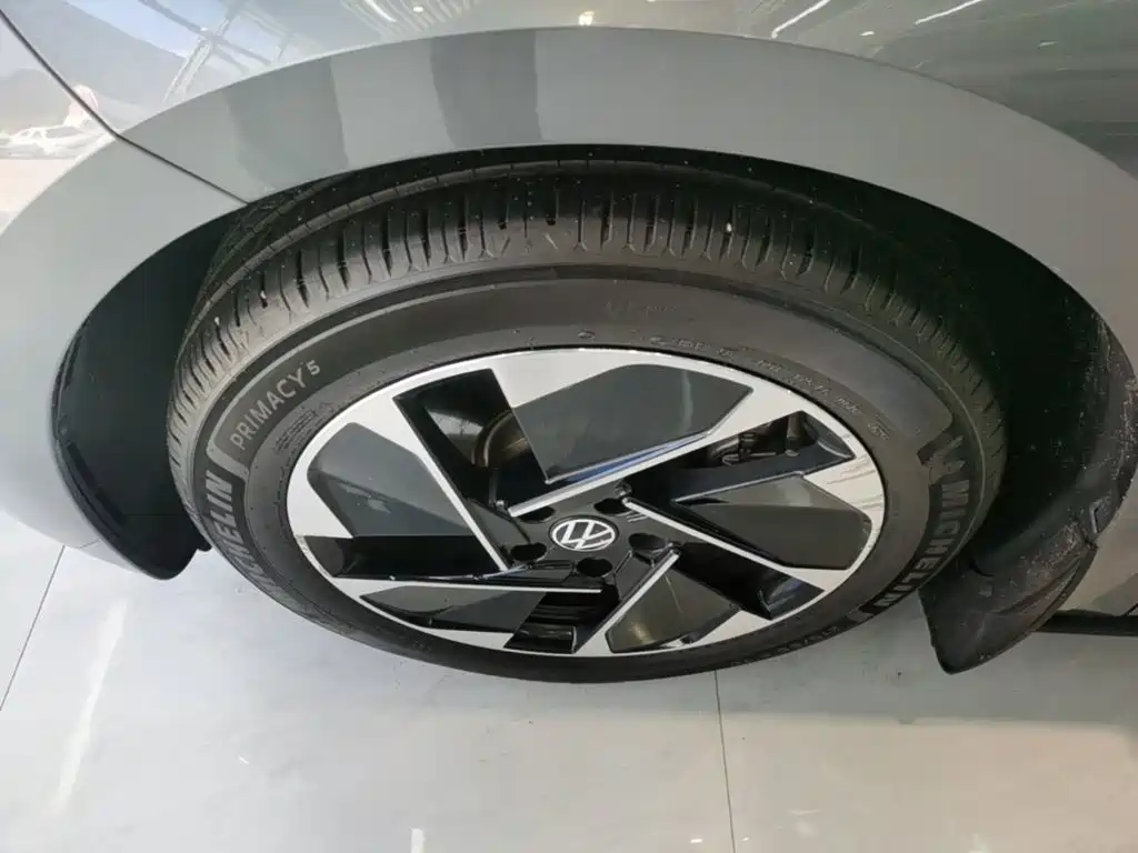 Volkswagen ID.3 — миниатюра 23