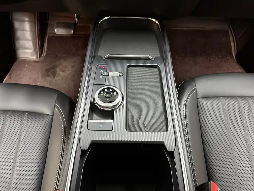Ford Mondeo — миниатюра 11
