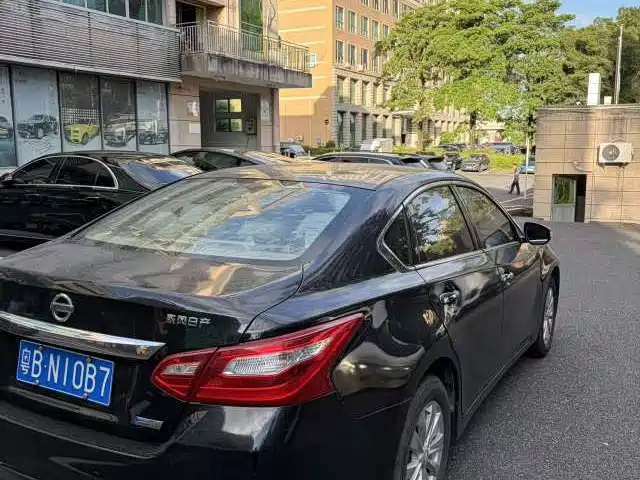 Nissan Teana — миниатюра 5