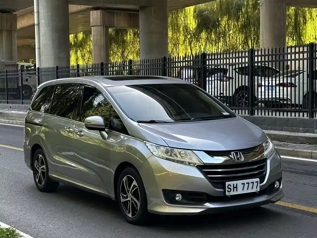 Honda Odyssey — миниатюра 6