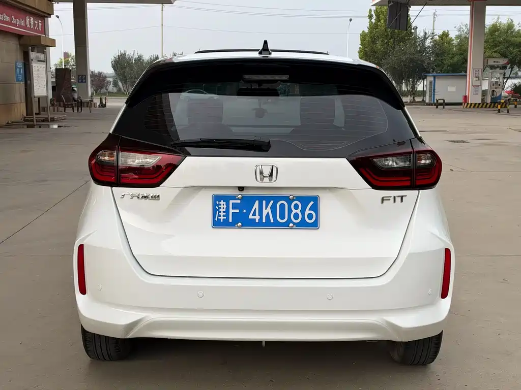Honda Fit — миниатюра 5