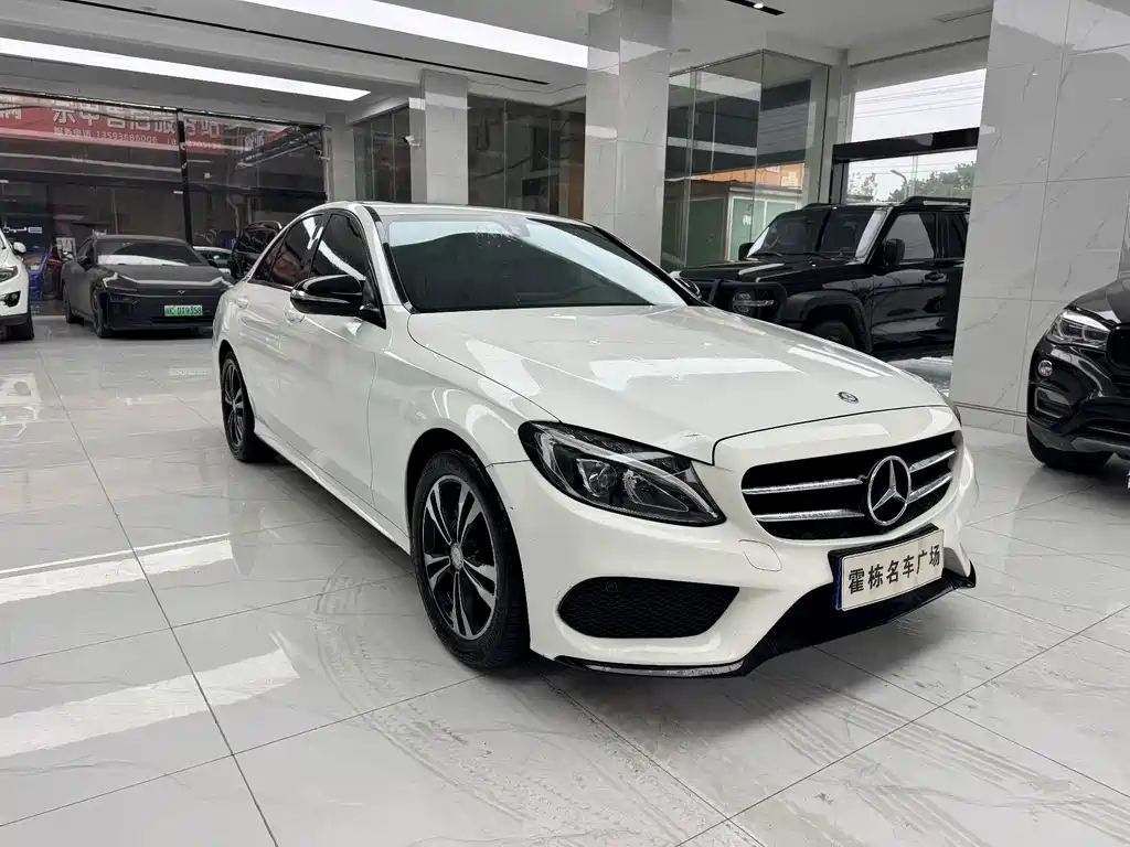 Mercedes-Benz C-Class — миниатюра 3