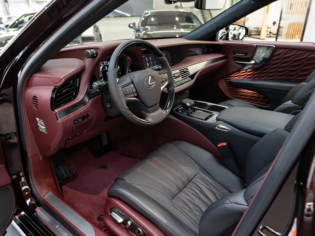Lexus LS — миниатюра 9