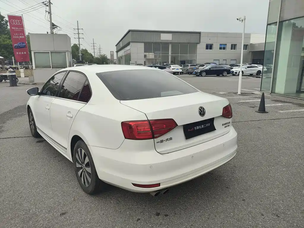 Volkswagen Sagitar — миниатюра 3