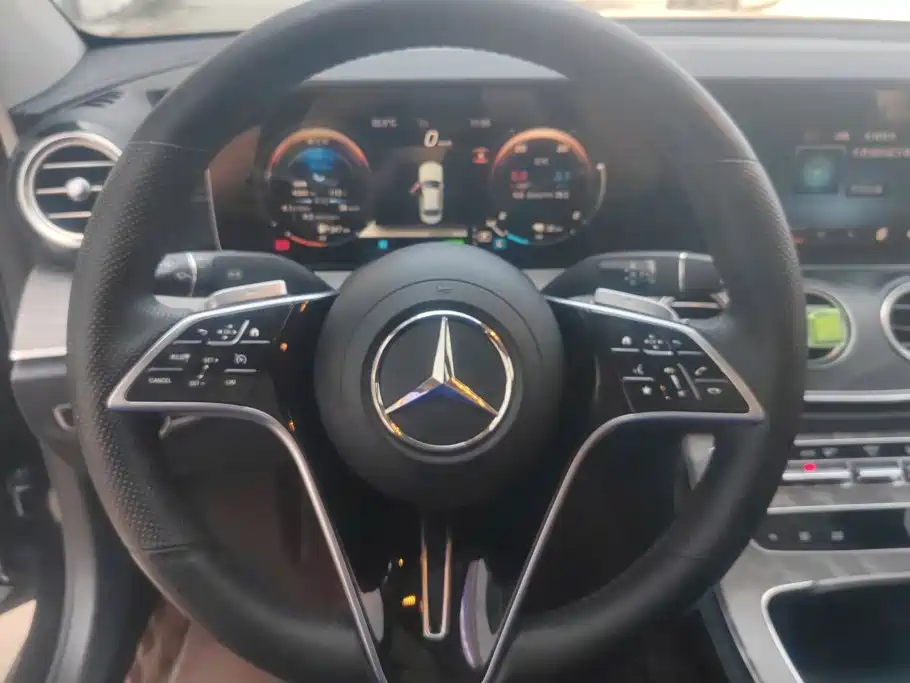 Mercedes-Benz E-Class New Energy — миниатюра 15