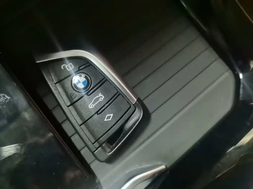 BMW X3 — миниатюра 9