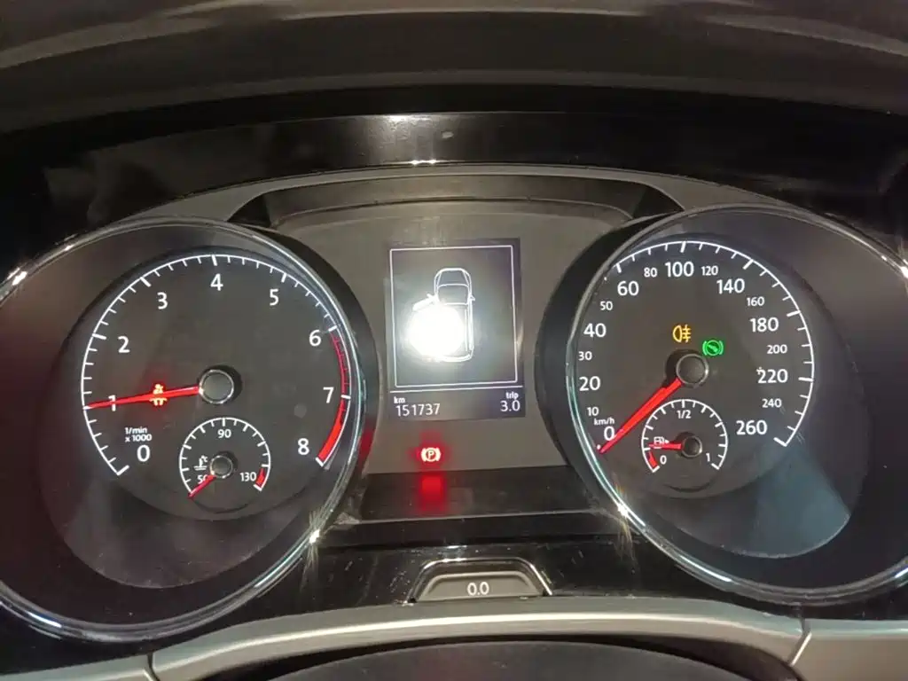 Volkswagen Touran — миниатюра 12