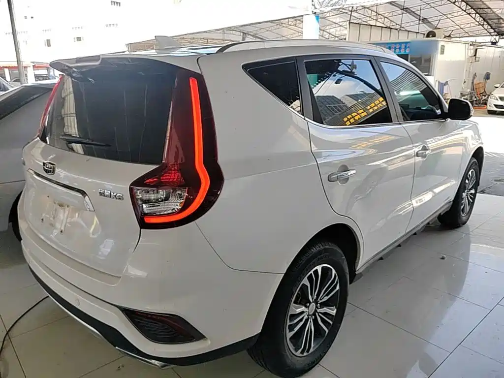 Geely Vision X6 — миниатюра 7