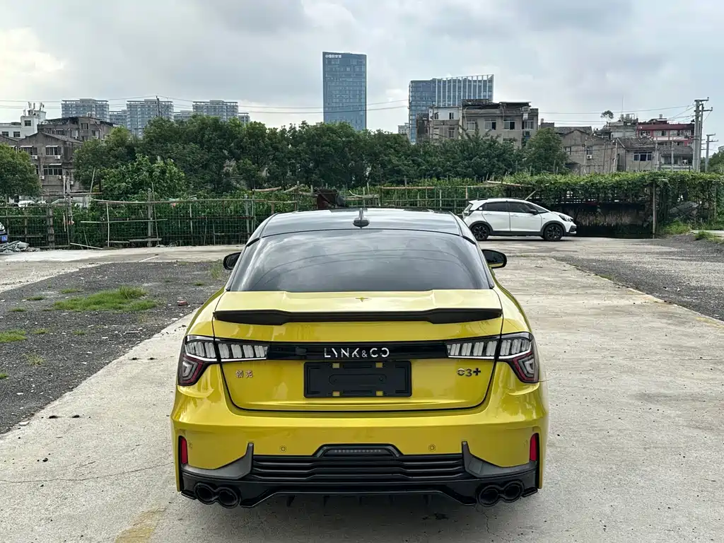 Lynk & Co 03 — миниатюра 18