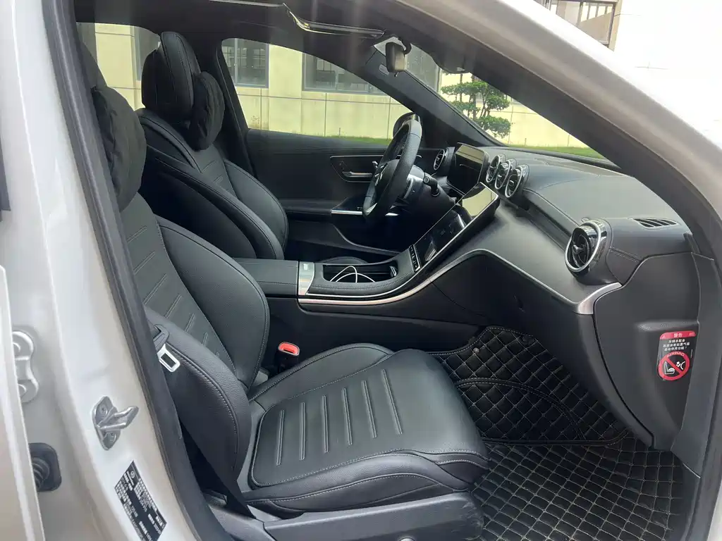 Mercedes-Benz C-Class — миниатюра 9