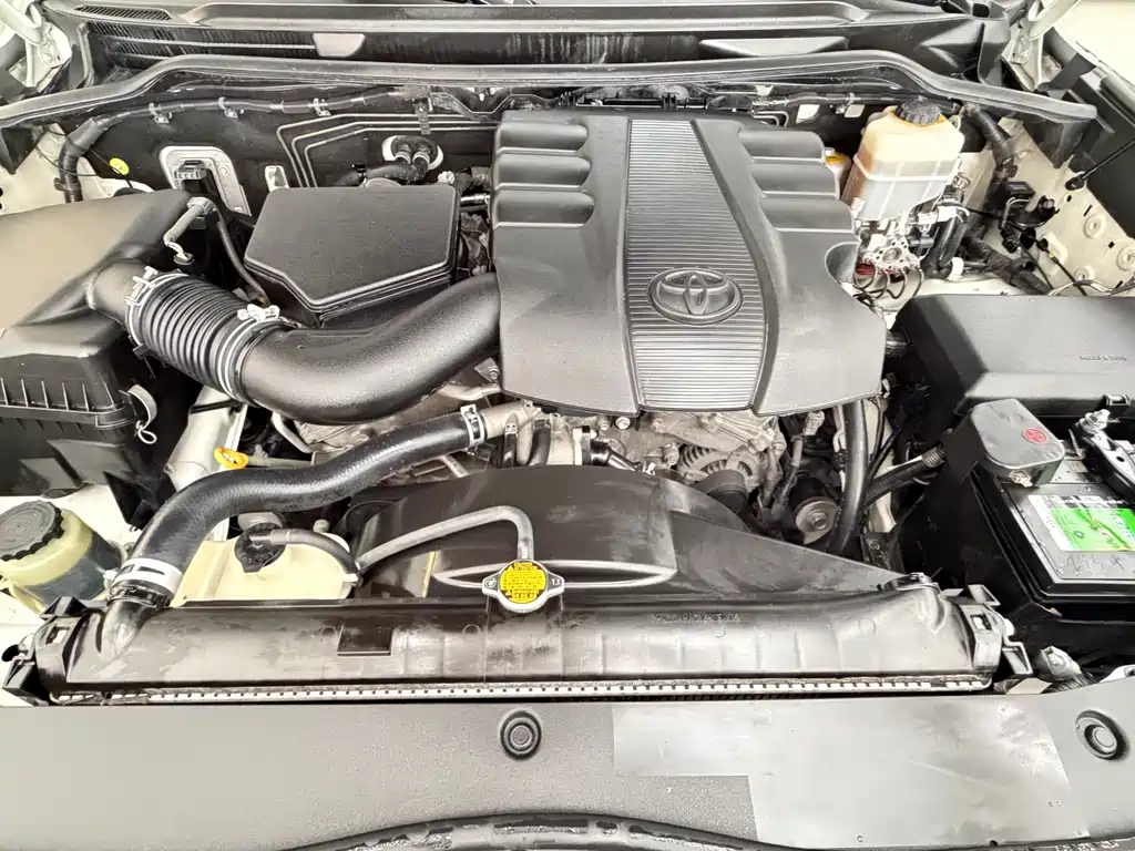 Toyota Land Cruiser — миниатюра 12