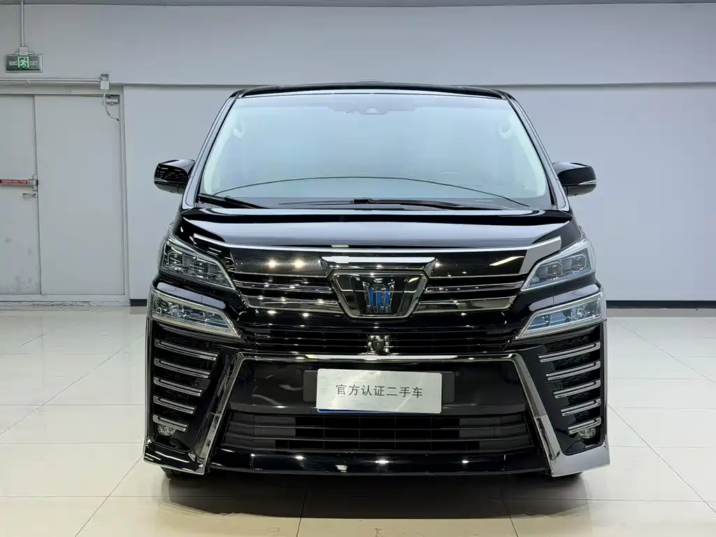 Toyota Vellfire — миниатюра 2