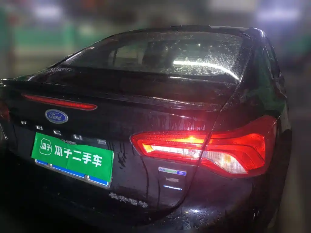 Ford Focus — миниатюра 5