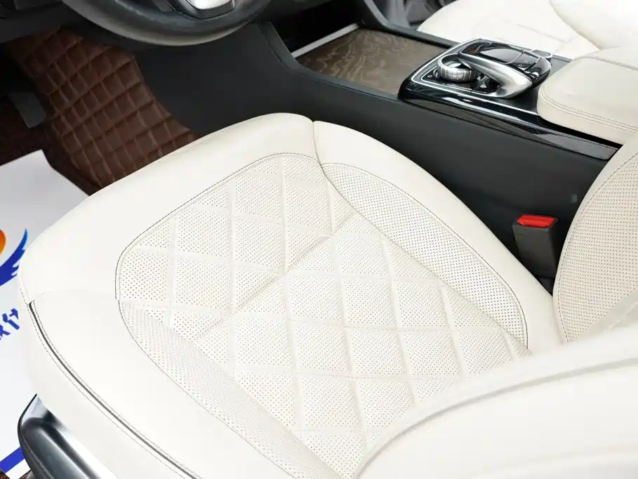 Mercedes-Benz GLS — миниатюра 7