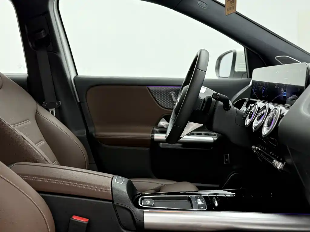 Mercedes-Benz EQA — миниатюра 22