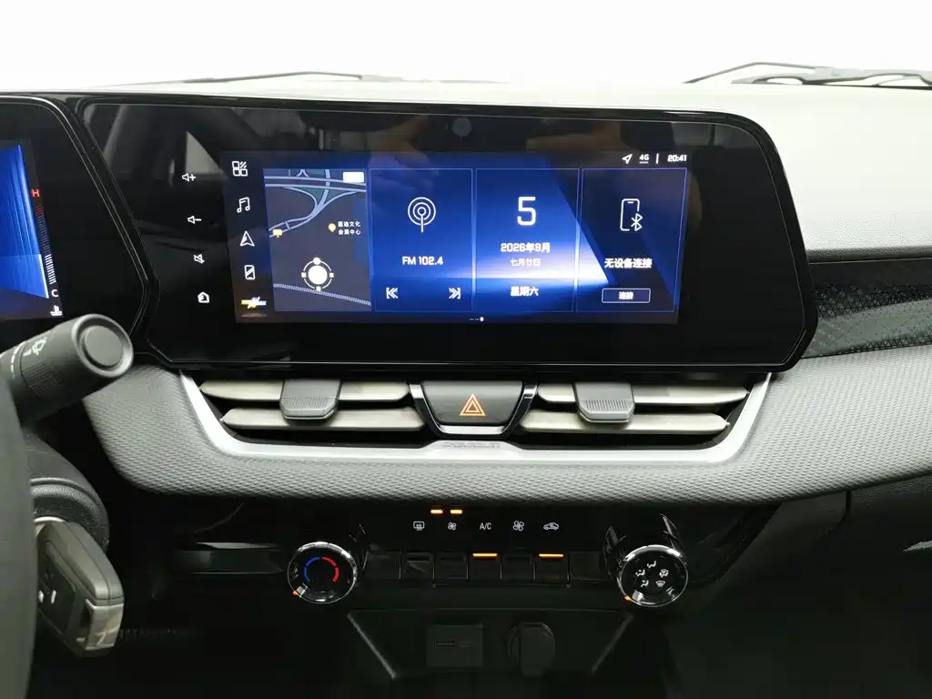 Chevrolet Monza — миниатюра 12
