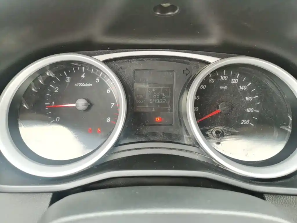 Wuling Hongguang S3 — миниатюра 12