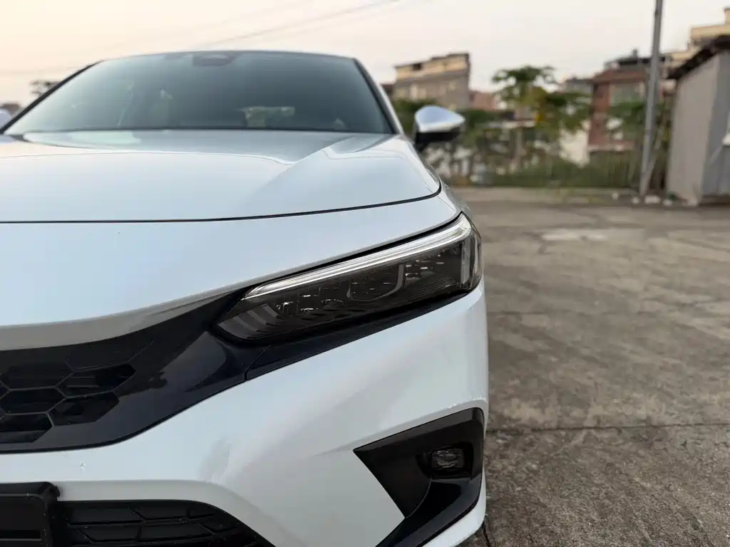 Honda Civic — миниатюра 15
