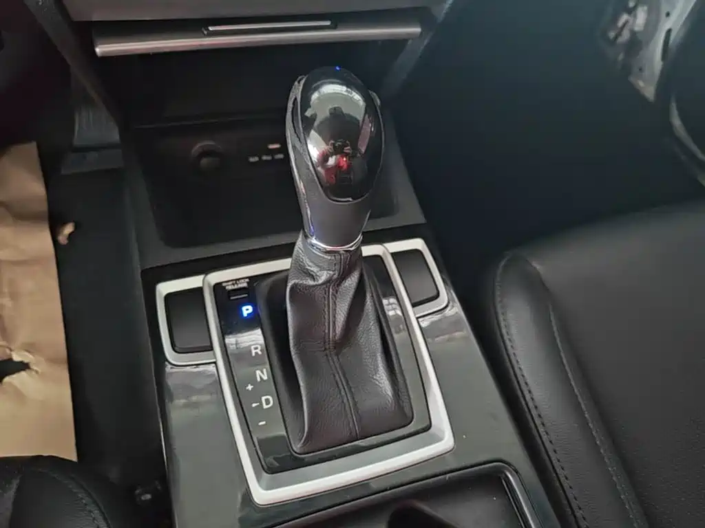 Hyundai Mistra — миниатюра 14
