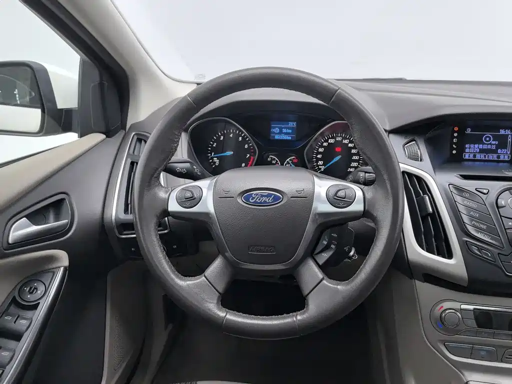 Ford Focus — миниатюра 11