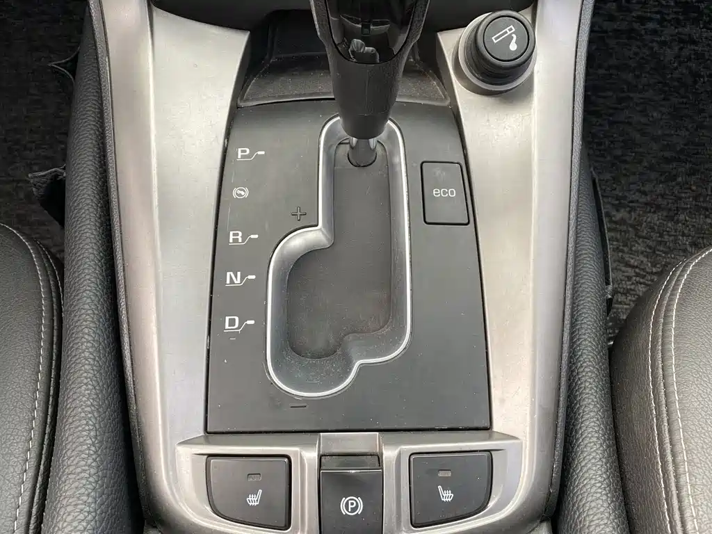Chevrolet Captiva — миниатюра 12