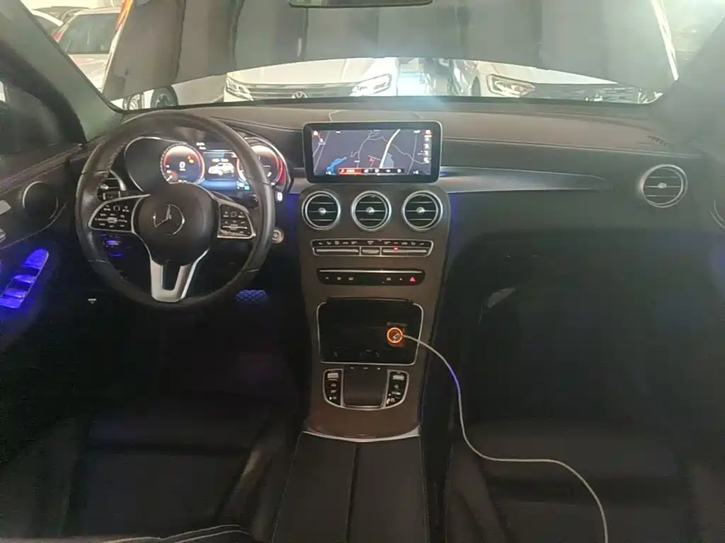 Mercedes-Benz GLC — миниатюра 10