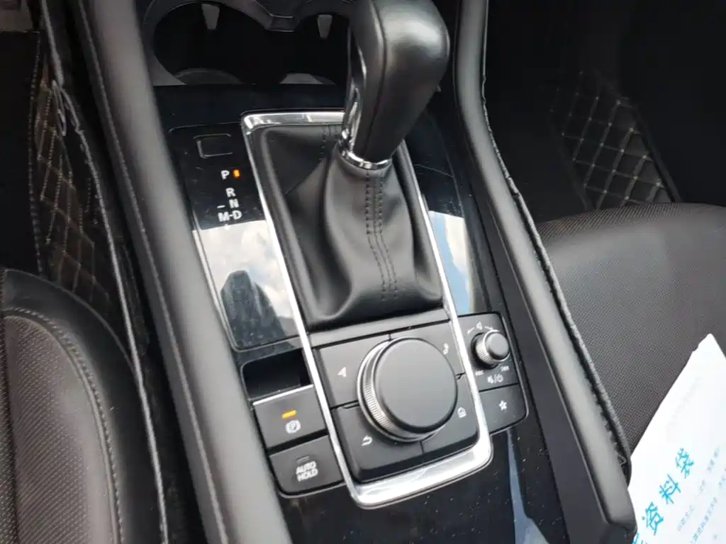 Mazda 3 Axela — миниатюра 14