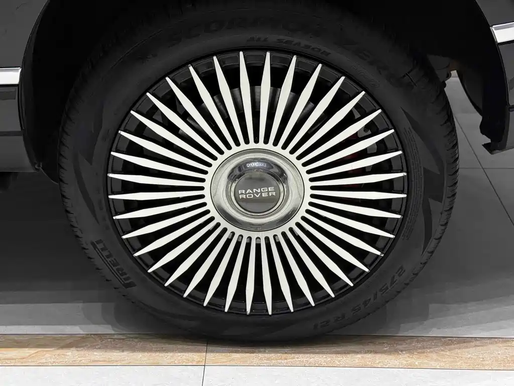 Land Rover Range Rover — миниатюра 11