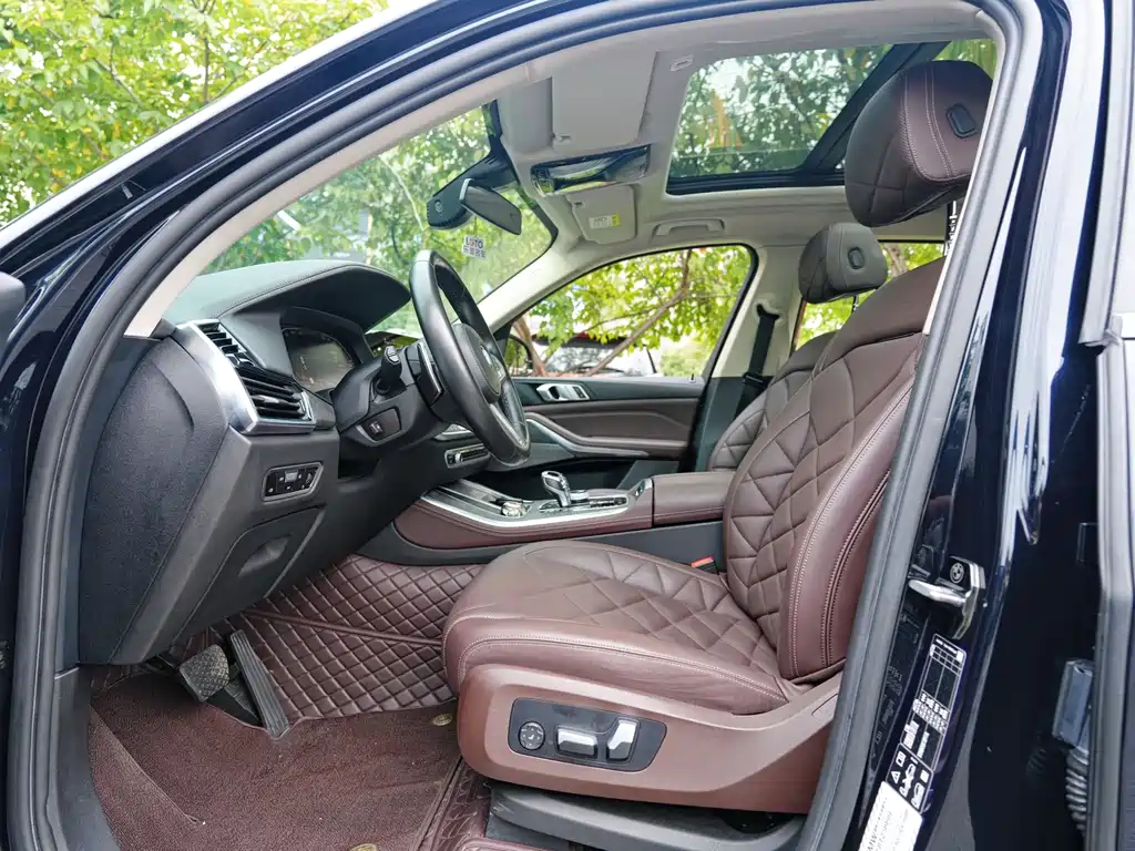 BMW X5 — миниатюра 7