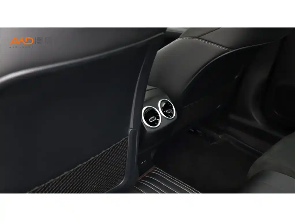 Mercedes-Benz A-Class — миниатюра 9
