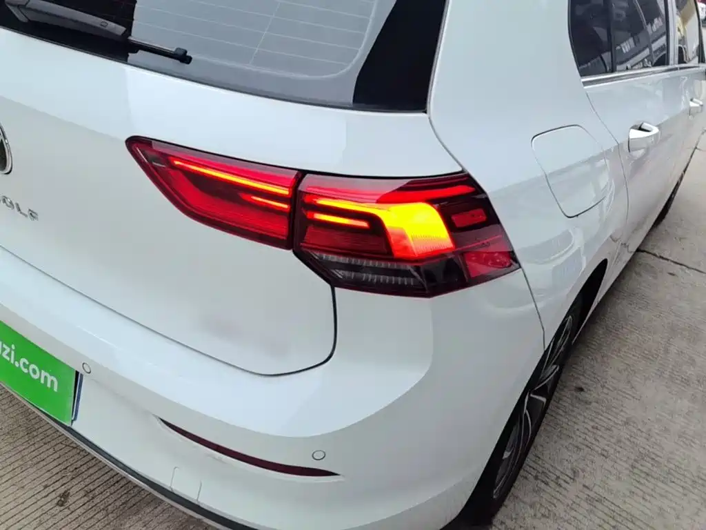 Volkswagen Golf — миниатюра 8