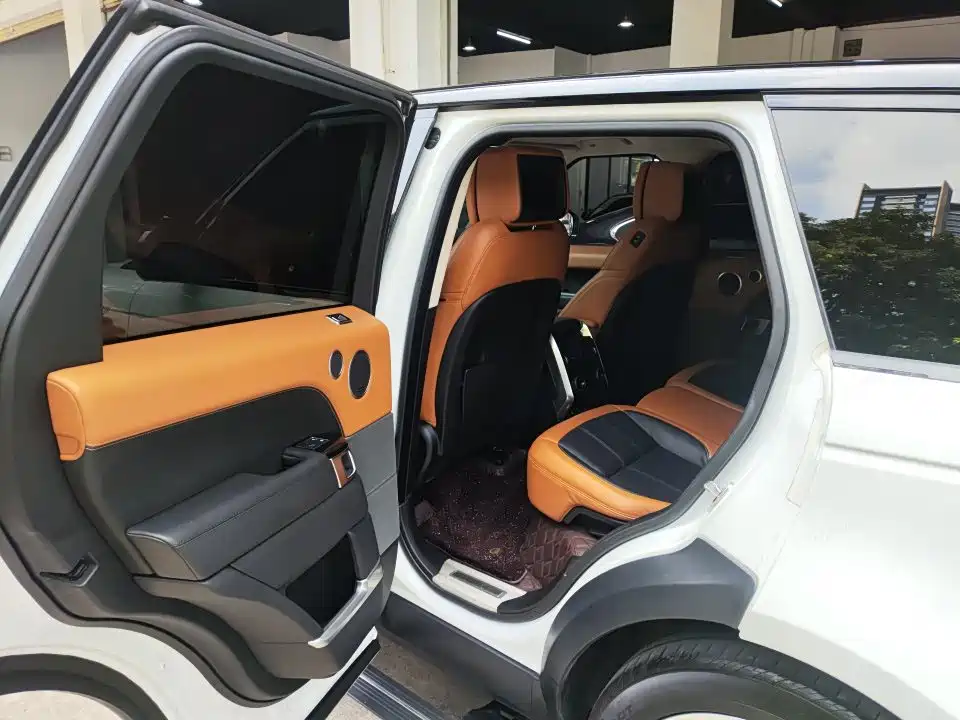 Land Rover Sport — миниатюра 5