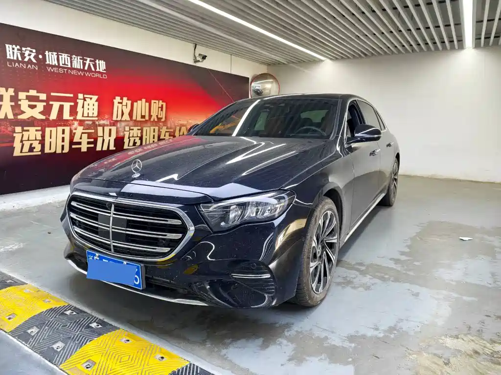 Mercedes-Benz E-Class 2024