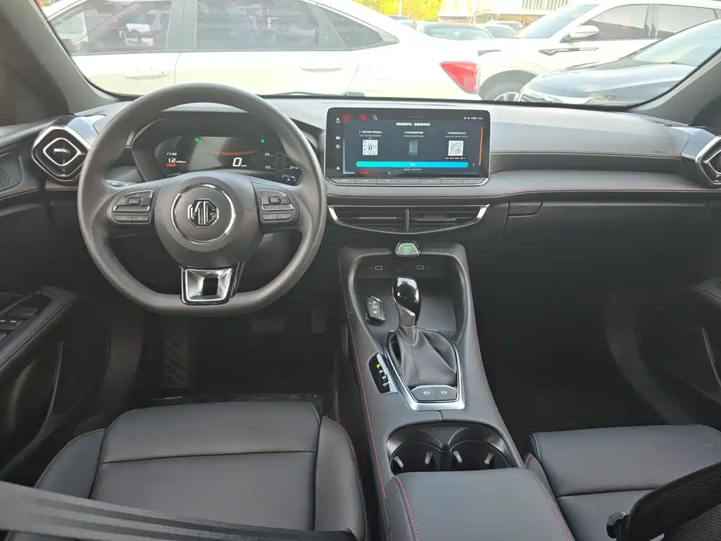 MG 5 2025 180DVVT Luxury