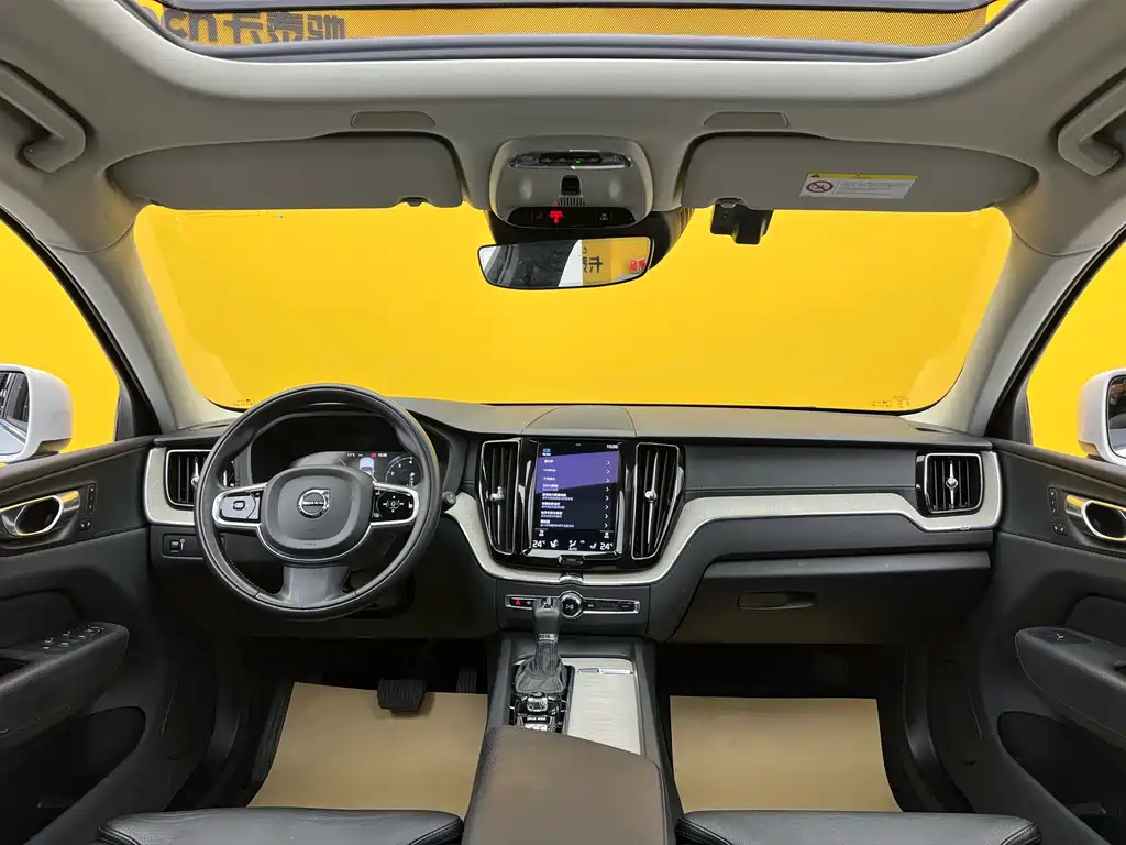 Volvo XC60 2021 T5 Luxury