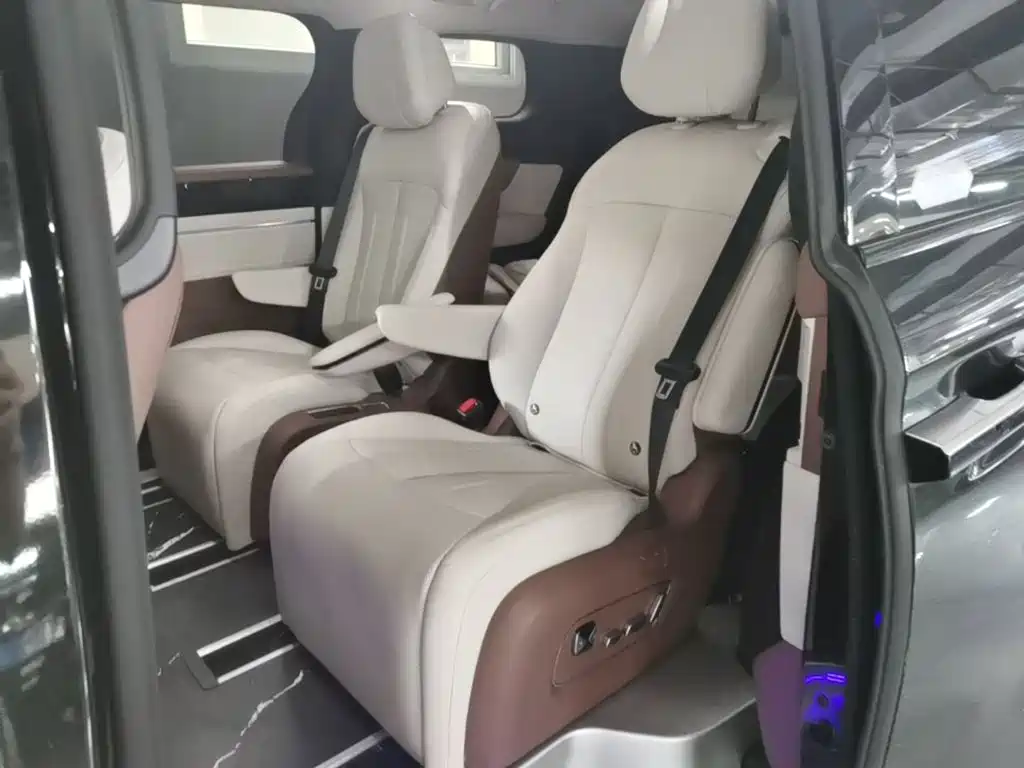 BYD Xia — миниатюра 17