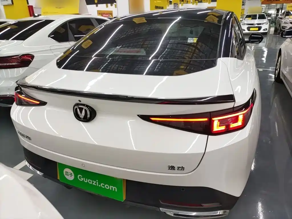 Changan Eado — миниатюра 6