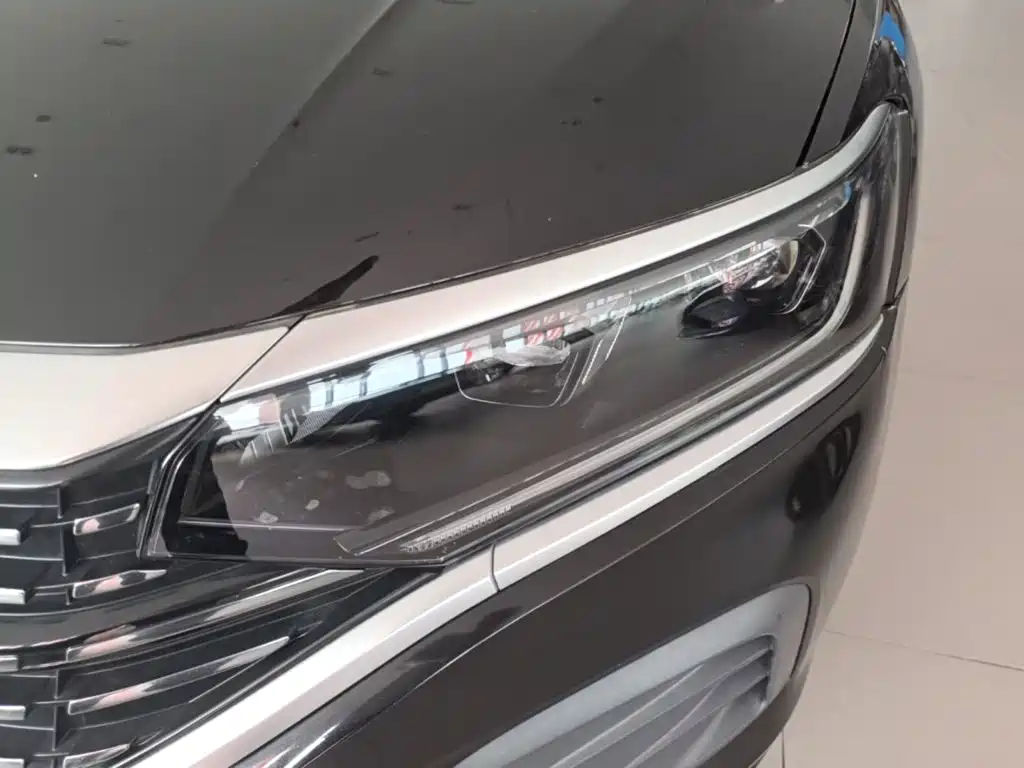 Volkswagen Passat — миниатюра 24