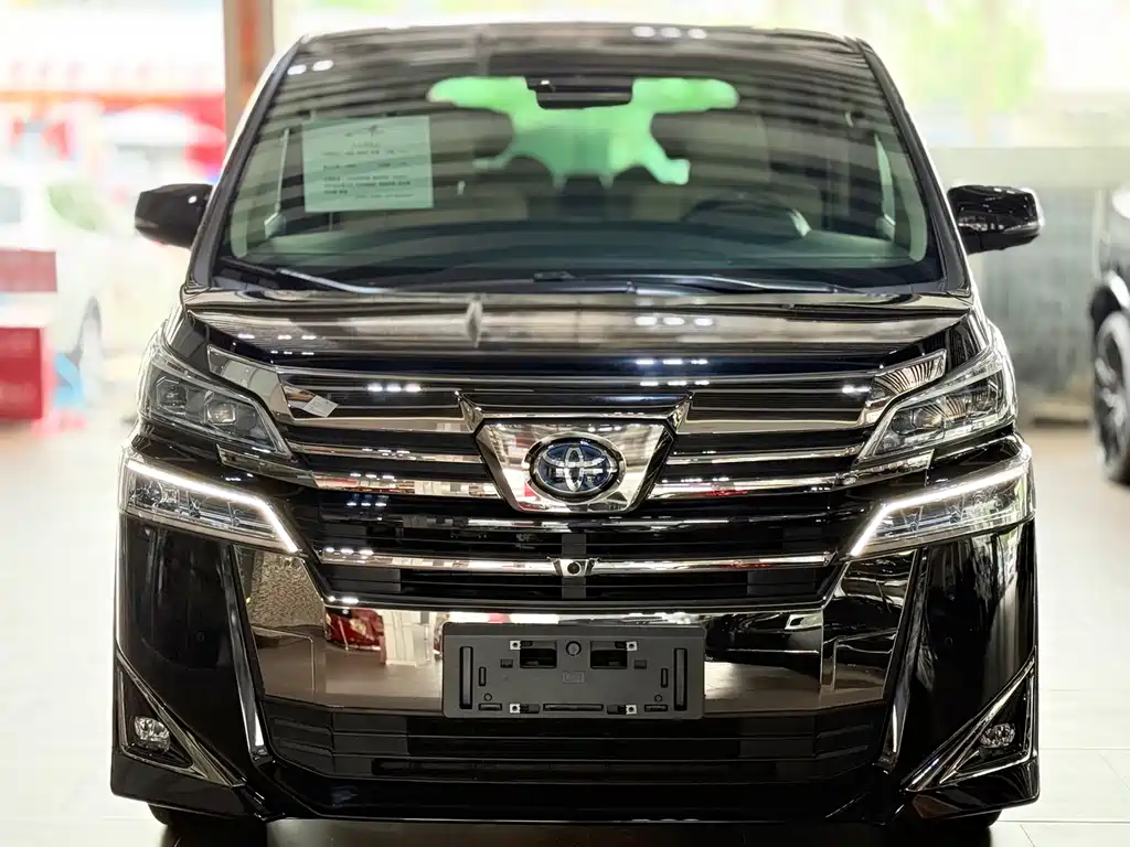 Toyota Vellfire 2019 2.5L HV Luxury