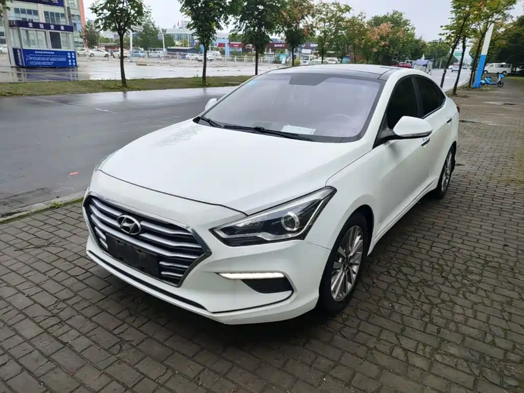 Hyundai Mistra